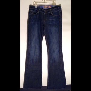 Women's Paige Laurel Canyon Jeans Size 28